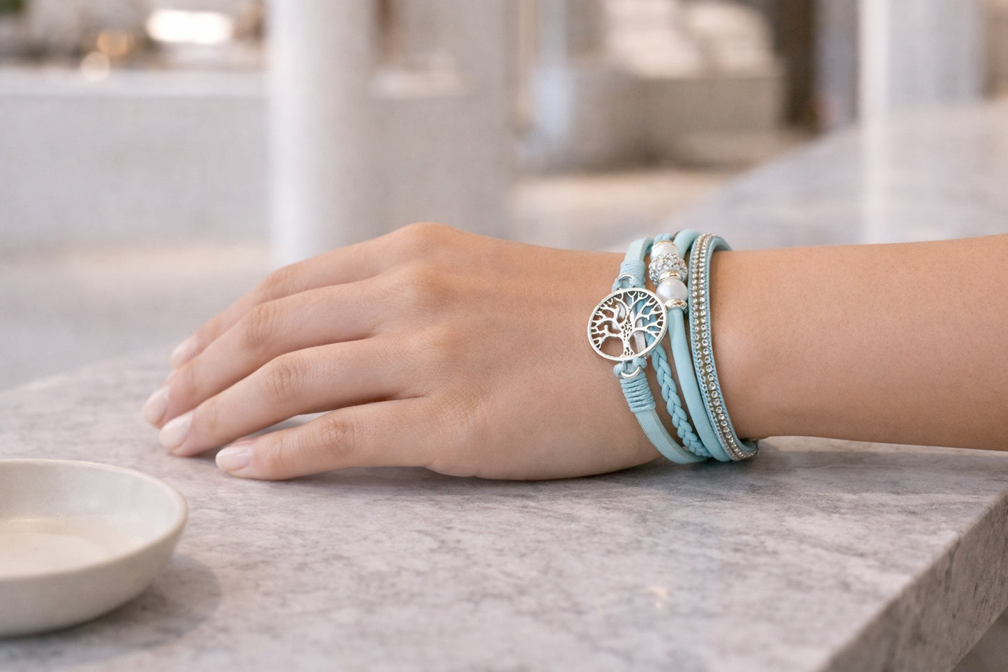 Bracelet Turquoise Multi-Rangs avec Pendentif Arbre de Vie