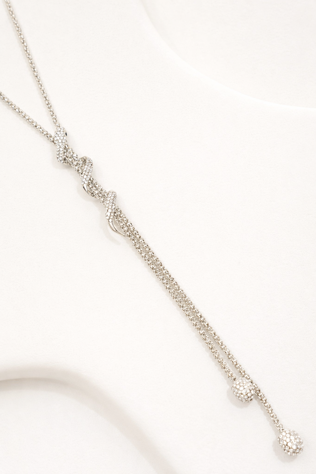 Sautoir serpent à strass